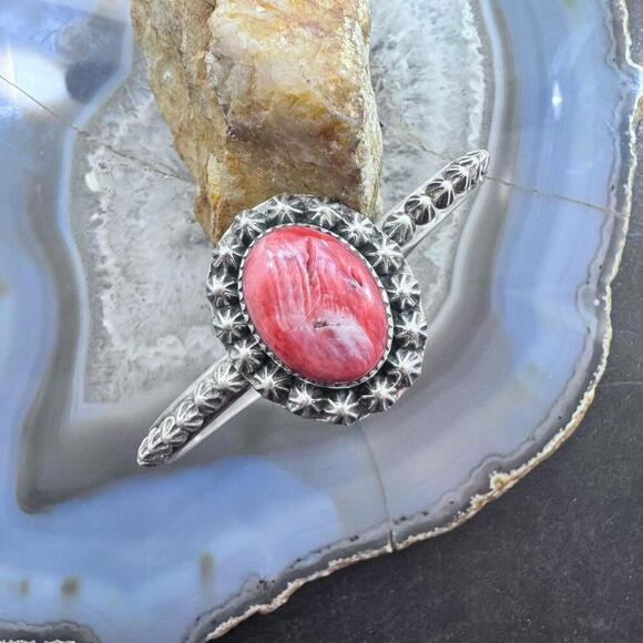 Native American Sterling Oval Orange Spiny Oyster Decorated Bracelet For Women - Picture 2 of 10